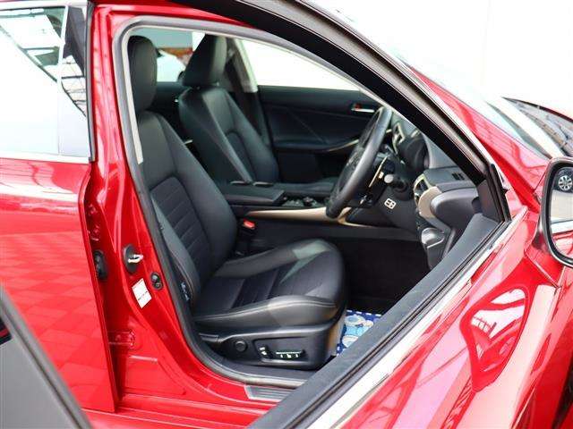 レクサス ＩＳ３００ｈ ３００Ｈ H25年 (関東) 99