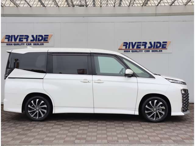 トヨタ ヴォクシー ２．０ Ｓ－Ｚ R4年 (関東) 99