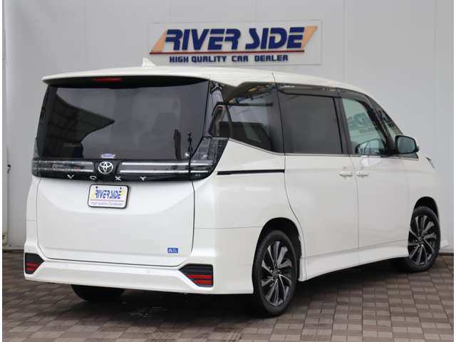 トヨタ ヴォクシー ２．０ Ｓ－Ｚ R4年 (関東) 99