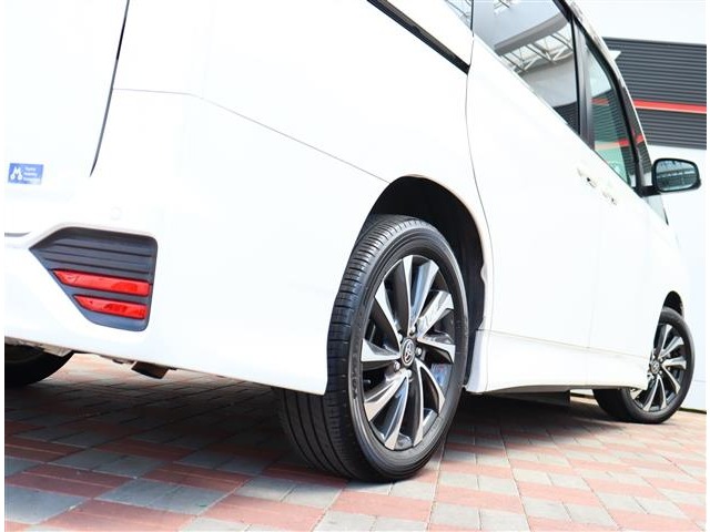 トヨタ ヴォクシー ２．０ Ｓ－Ｚ R4年 (関東) 99