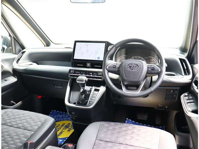 トヨタ ヴォクシー ２．０ Ｓ－Ｚ R4年 (関東) 99