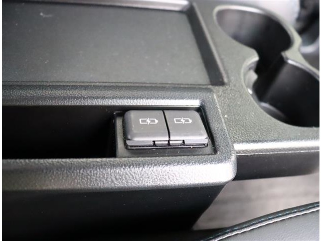 トヨタ ヴォクシー ２．０ Ｓ－Ｚ R4年 (関東) 99