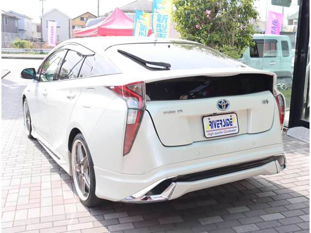 トヨタ プリウス １．８ Ｓ セーフティ プラス H29年 (関東) 99