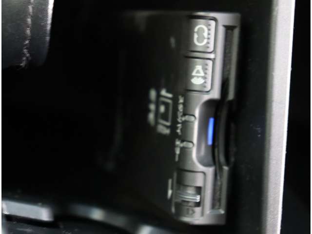 ホンダ フィット　シャトル １．５ １５Ｘ Ｓパッケージ H24年 (関東) 99