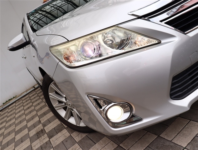 トヨタ カムリ　ハイブリッド ２．５ Ｇパッケージ H25年 (関東) 99