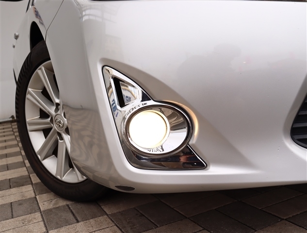 トヨタ カムリ　ハイブリッド ２．５ Ｇパッケージ H25年 (関東) 99