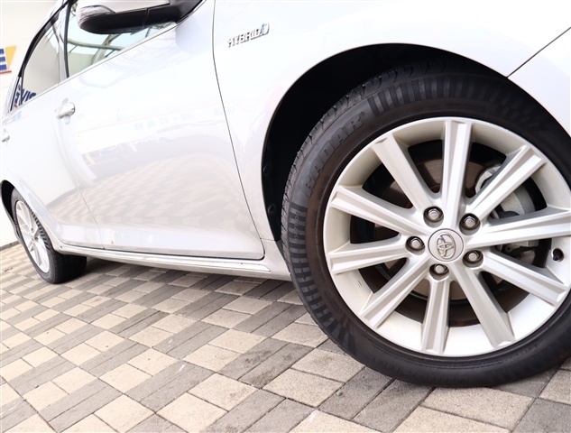 トヨタ カムリ　ハイブリッド ２．５ Ｇパッケージ H25年 (関東) 99