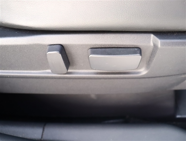 三菱 アウトランダーＰＨＥＶ ２．４ Ｇ ４ＷＤ R1年 (関東) 99