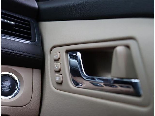 トヨタ クラウン ３．０ ロイヤルサルーン H21年 (関東) 99