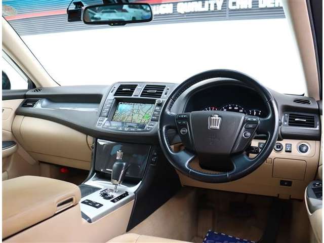 トヨタ クラウン ３．０ ロイヤルサルーン H21年 (関東) 99