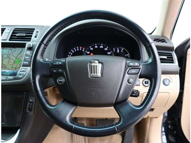 トヨタ クラウン ３．０ ロイヤルサルーン H21年 (関東) 99