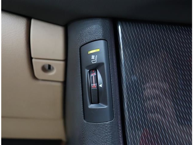 トヨタ クラウン ３．０ ロイヤルサルーン H21年 (関東) 99