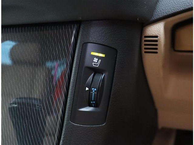 トヨタ クラウン ３．０ ロイヤルサルーン H21年 (関東) 99