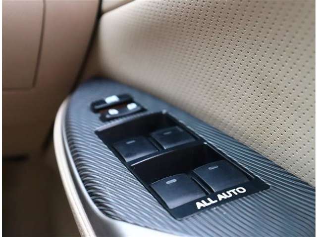 トヨタ クラウン ３．０ ロイヤルサルーン H21年 (関東) 99