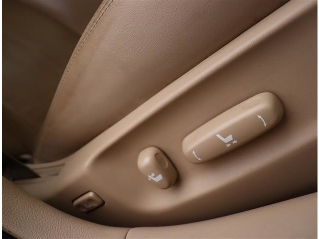 トヨタ クラウン ３．０ ロイヤルサルーン H21年 (関東) 99