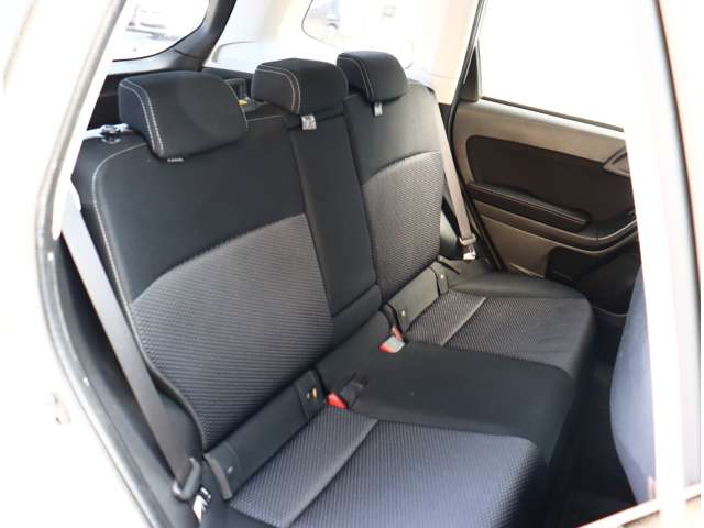 スバル フォレスター ２．０Ｉ－Ｌ アイサイト ４ＷＤ H25年 (関東) 99