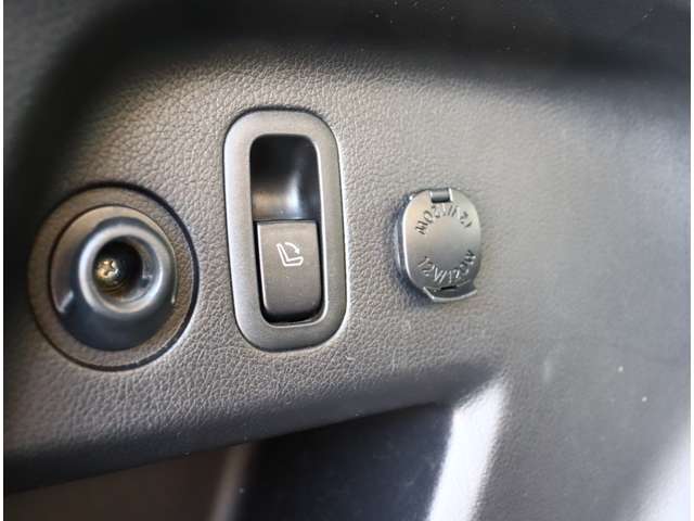 スバル フォレスター ２．０Ｉ－Ｌ アイサイト ４ＷＤ H25年 (関東) 99