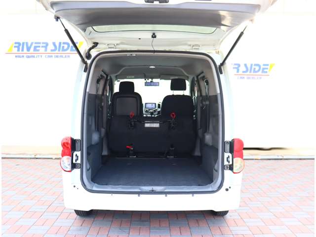 日産 ＮＶ２００バネット １．６ １６Ｘ－２Ｒ H23年 (関東) 99