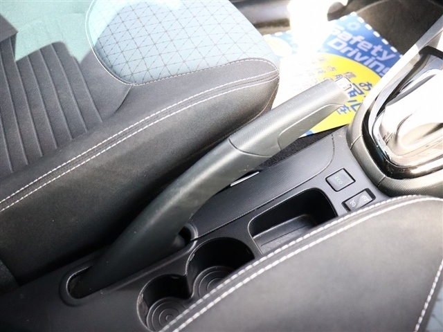 ルノー ルーテシア インテンス H26年 (関東) 99