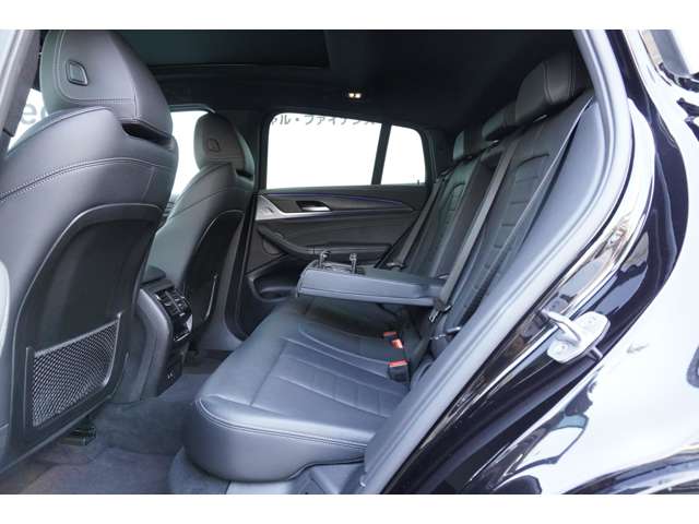 ＢＭＷ Ｘ４ Ｘドライブ２０Ｄ Ｍスポーツ ディーゼルターボ ４ＷＤ R5年 (近畿) 99