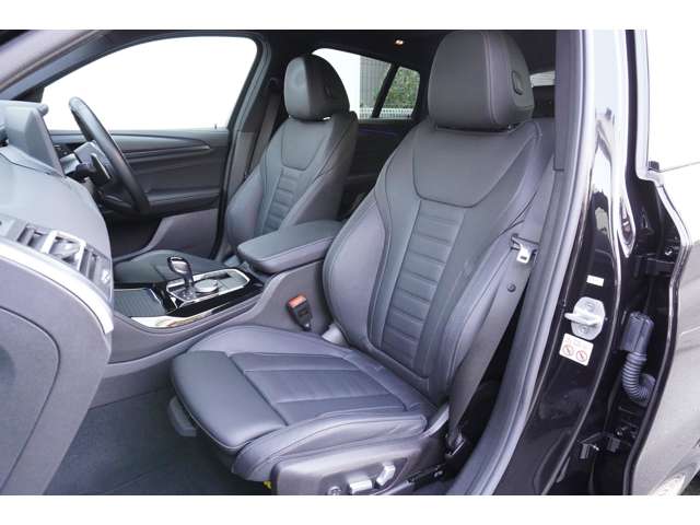 ＢＭＷ Ｘ４ Ｘドライブ２０Ｄ Ｍスポーツ ディーゼルターボ ４ＷＤ R5年 (近畿) 99