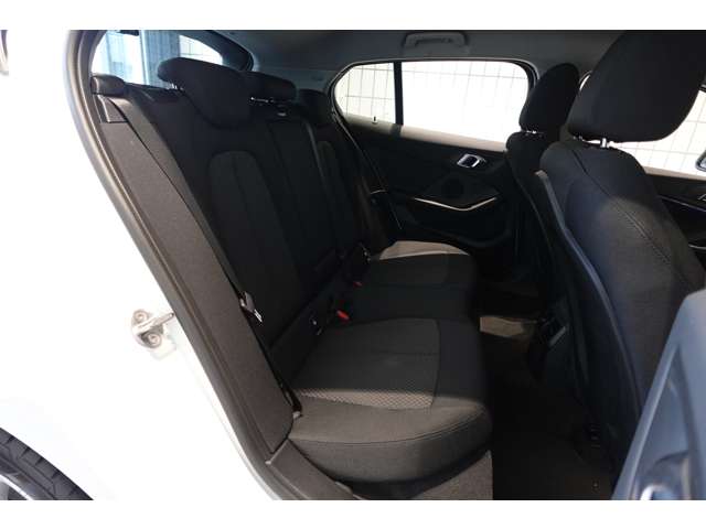 ＢＭＷ １シリーズ １１８Ｄ プレイ ディーゼルターボ R6年 (近畿) 99