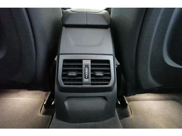 ＢＭＷ １シリーズ １１８Ｄ プレイ ディーゼルターボ R6年 (近畿) 99