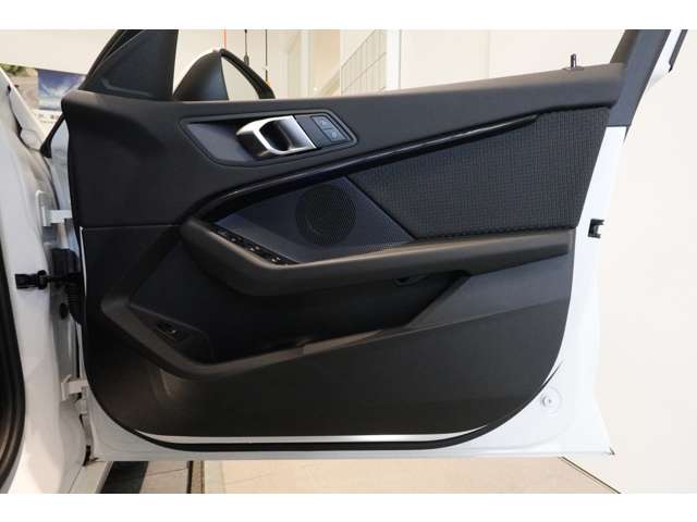 ＢＭＷ １シリーズ １１８Ｄ プレイ ディーゼルターボ R6年 (近畿) 99