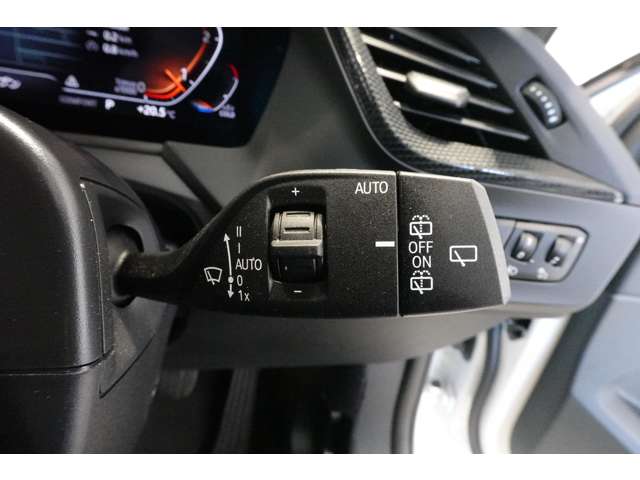 ＢＭＷ １シリーズ １１８Ｄ プレイ ディーゼルターボ R6年 (近畿) 99