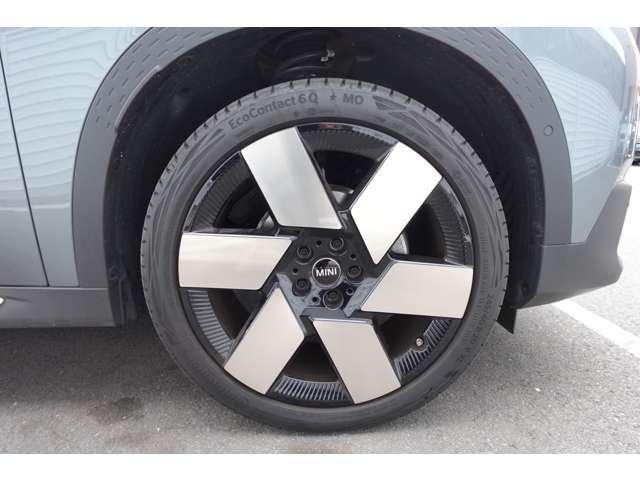 ミニ ミニカントリーマン Ｓ ＡＬＬ４ ＤＣＴ ４ＷＤ R6年 (近畿) 99