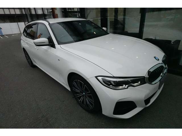 ＢＭＷ ３シリーズ ３２０Ｄ Ｘドライブ Ｍスポーツ ディーゼルターボ ４ＷＤ R4年 (近畿) 99
