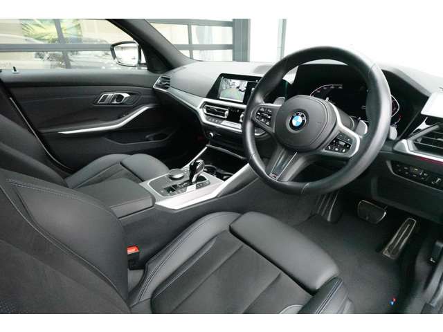 ＢＭＷ ３シリーズ ３２０Ｄ Ｘドライブ Ｍスポーツ ディーゼルターボ ４ＷＤ R4年 (近畿) 99