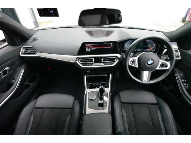 ＢＭＷ ３シリーズ ３２０Ｄ Ｘドライブ Ｍスポーツ ディーゼルターボ ４ＷＤ R4年 (近畿) 99