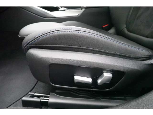 ＢＭＷ ３シリーズ ３２０Ｄ Ｘドライブ Ｍスポーツ ディーゼルターボ ４ＷＤ R4年 (近畿) 99