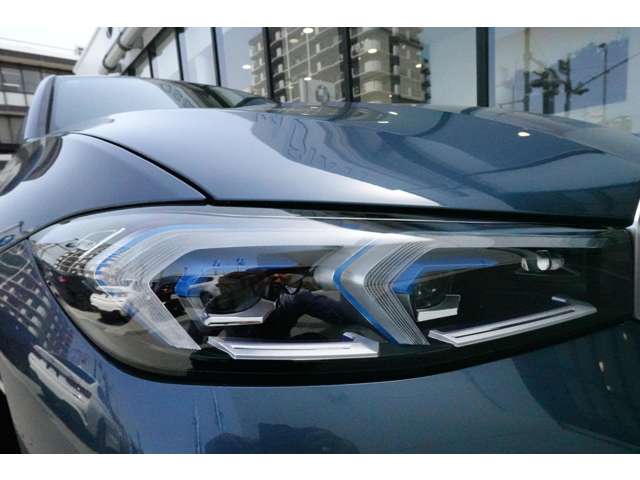 ＢＭＷ ３シリーズ ３３０ｅ　Ｍスポーツ R6年 (近畿) 99