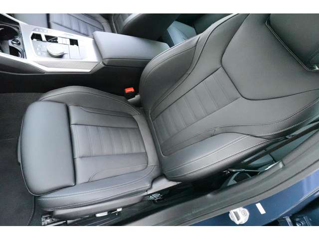 ＢＭＷ ３シリーズ ３３０ｅ　Ｍスポーツ R6年 (近畿) 99