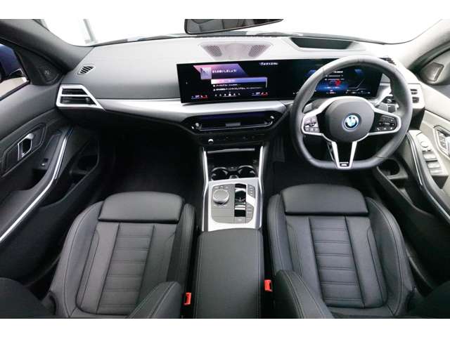 ＢＭＷ ３シリーズ ３３０ｅ　Ｍスポーツ R6年 (近畿) 99