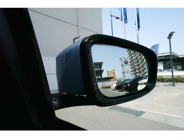 ＢＭＷ ３シリーズ ３３０ｅ　Ｍスポーツ R6年 (近畿) 99