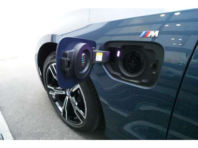 ＢＭＷ ３シリーズ ３３０ｅ　Ｍスポーツ R6年 (近畿) 99