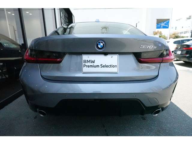 ＢＭＷ ３シリーズ ３３０ｅ　Ｍスポーツ R6年 (近畿) 99