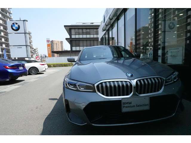 ＢＭＷ ３シリーズ ３３０ｅ　Ｍスポーツ R6年 (近畿) 99