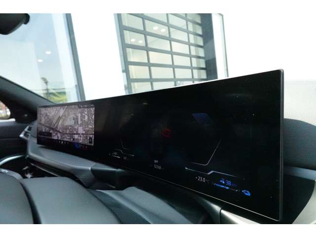 ＢＭＷ ３シリーズ ３３０ｅ　Ｍスポーツ R6年 (近畿) 99