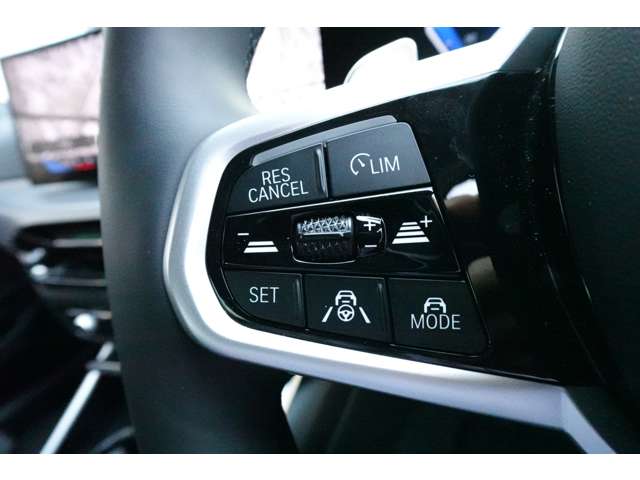 ＢＭＷ ３シリーズ ３３０ｅ　Ｍスポーツ R6年 (近畿) 99