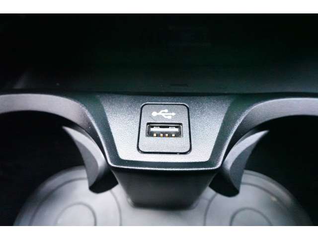 ＢＭＷ ３シリーズ ３３０ｅ　Ｍスポーツ R6年 (近畿) 99