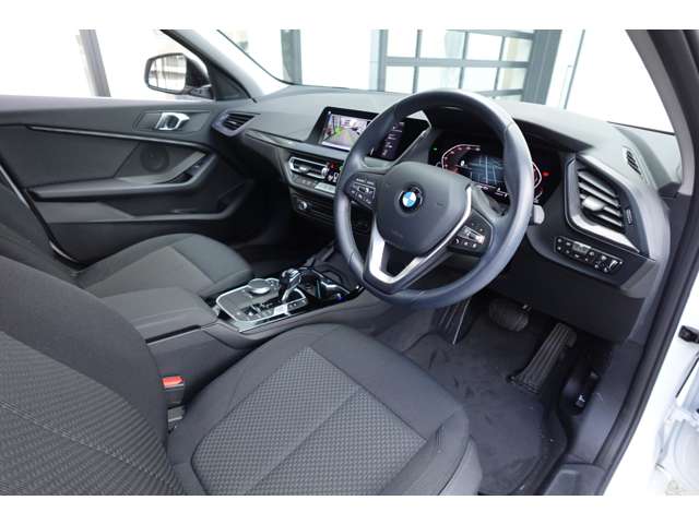 ＢＭＷ １シリーズ １１８Ｄ プレイ エディション ジョイ プラス ディーゼルターボ R3年 (近畿) 99