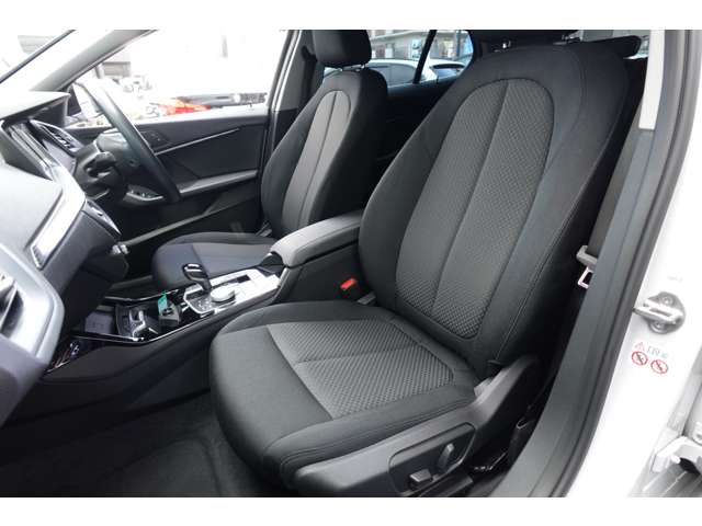 ＢＭＷ １シリーズ １１８Ｄ プレイ エディション ジョイ プラス ディーゼルターボ R3年 (近畿) 99