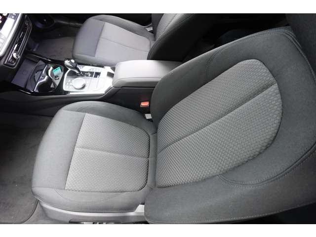 ＢＭＷ １シリーズ １１８Ｄ プレイ エディション ジョイ プラス ディーゼルターボ R3年 (近畿) 99