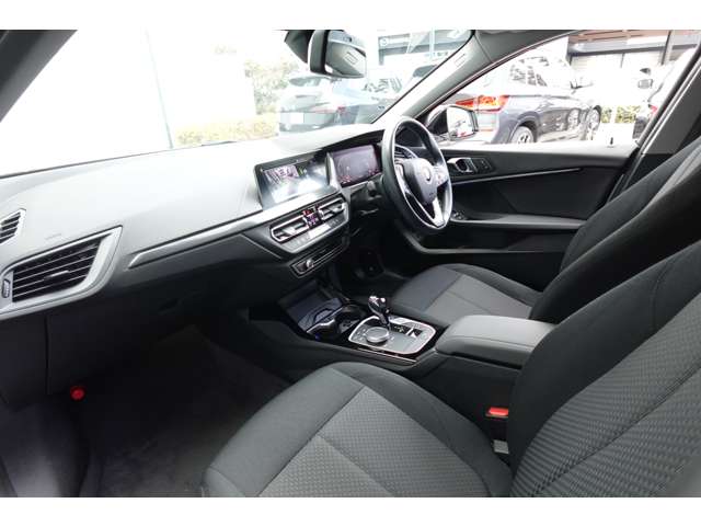 ＢＭＷ １シリーズ １１８Ｄ プレイ エディション ジョイ プラス ディーゼルターボ R3年 (近畿) 99