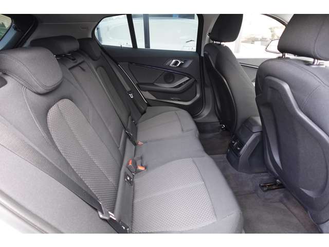 ＢＭＷ １シリーズ １１８Ｄ プレイ エディション ジョイ プラス ディーゼルターボ R3年 (近畿) 99