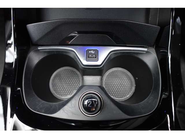 ＢＭＷ １シリーズ １１８Ｄ プレイ エディション ジョイ プラス ディーゼルターボ R3年 (近畿) 99